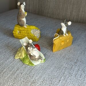 Munro “After the Party” Mouse Figurine Lot - Set of 3. Sold AS IS